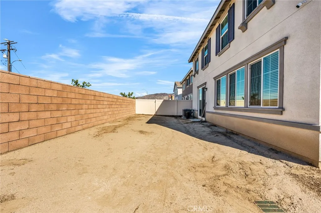 1744 Wisteria, San Jacinto, California 92583 home-pic-48
