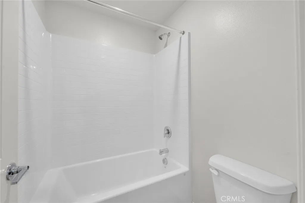 1744 Wisteria, San Jacinto, California 92583 home-pic-31