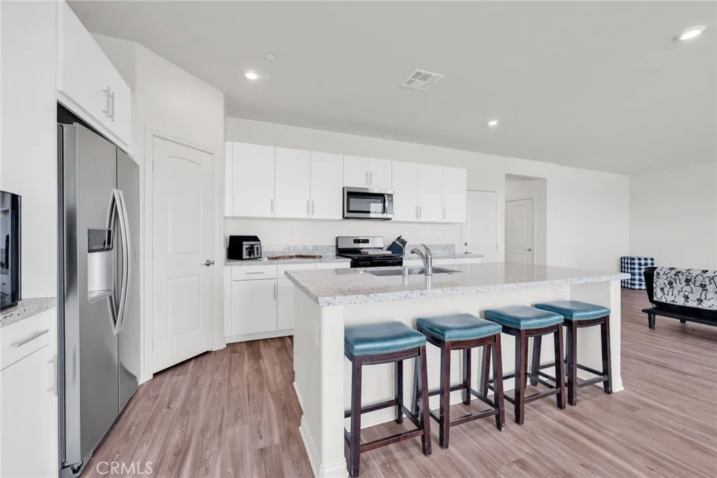 1744 Wisteria, San Jacinto, California 92583 home-pic-20