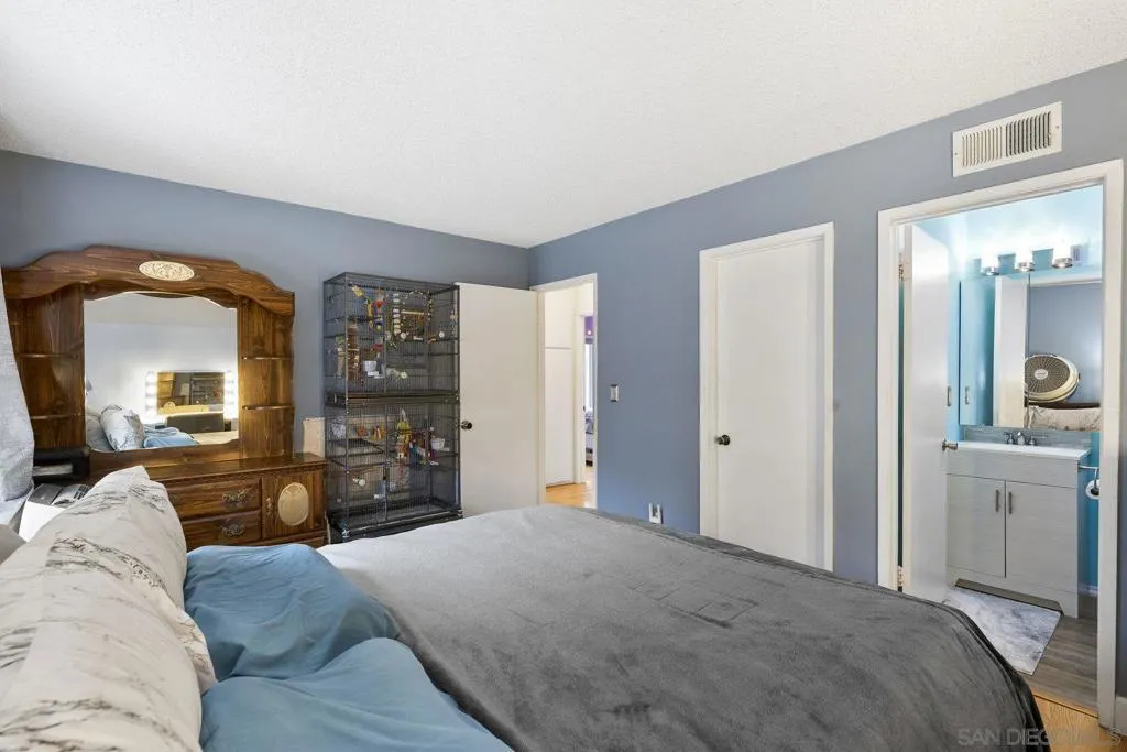 11034 Sagittarius Rd, San Diego, California 92126 home-pic-32