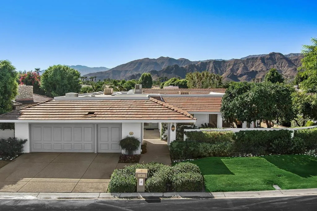 11 Sussex Court, Rancho Mirage, California 92270 home-pic-1