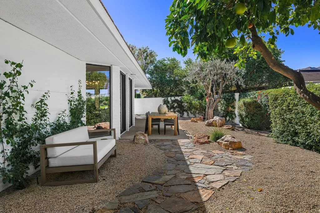 11 Sussex Court, Rancho Mirage, California 92270 home-pic-20