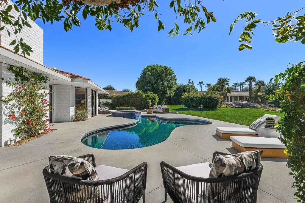 11 Sussex Court, Rancho Mirage, California 92270 home-pic-18