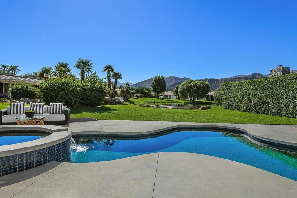 11 Sussex Court, Rancho Mirage, California 92270 home-pic-3