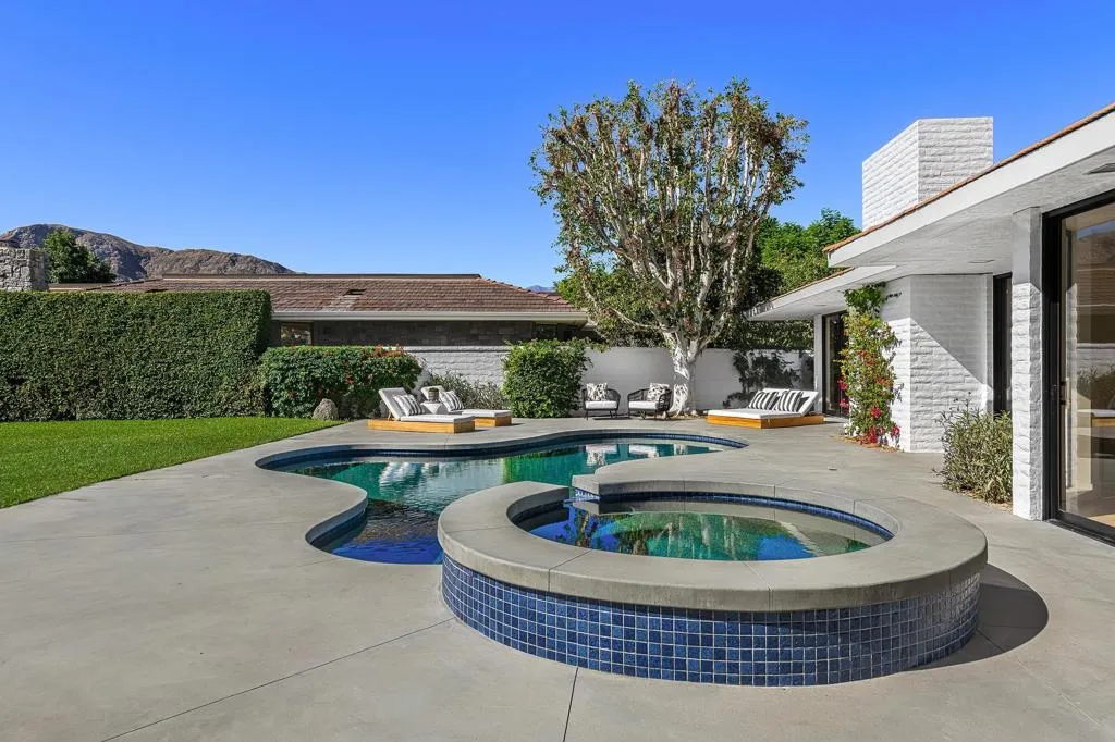 11 Sussex Court, Rancho Mirage, California 92270 home-pic-16