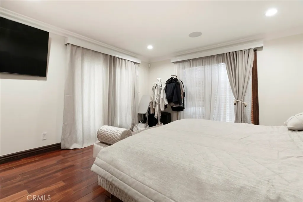 1456 Western Avenue, Glendale, California 91201 home-pic-40