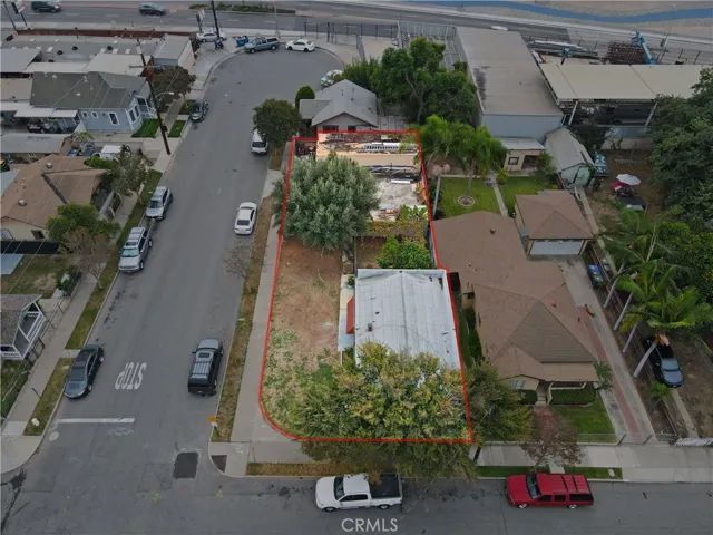 120 N Hathaway, Santa Ana, California 92701