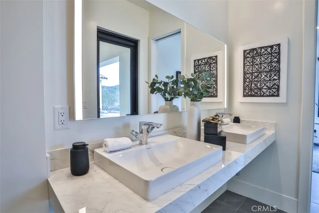 43698 De Luz, Temecula, California 92590 home-pic-43