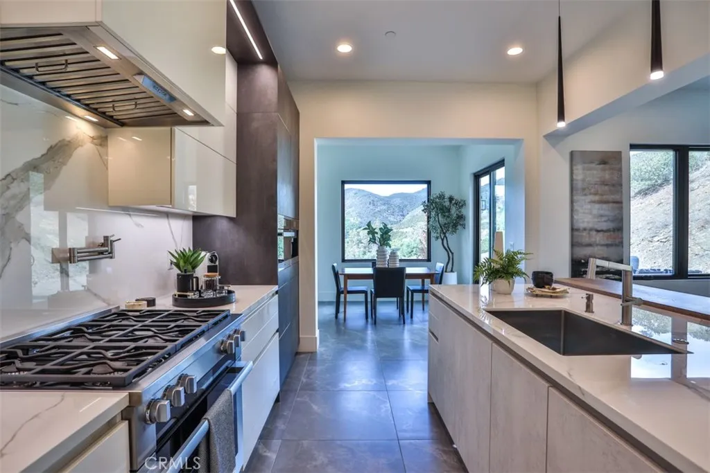 43698 De Luz, Temecula, California 92590 home-pic-10