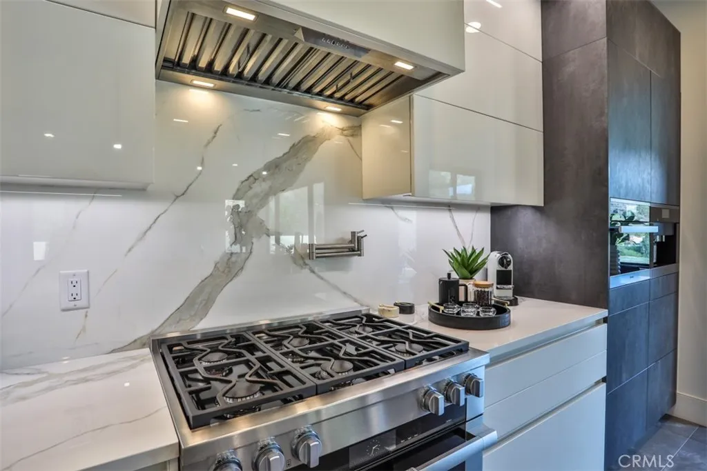 43698 De Luz, Temecula, California 92590 home-pic-11