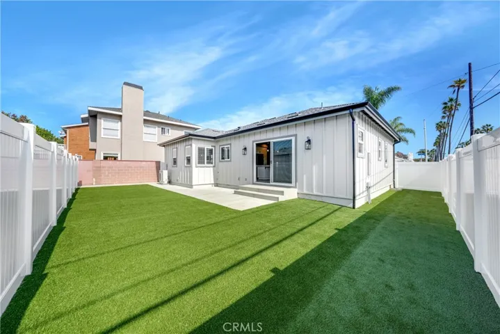 1701 Park, Huntington Beach, California 92648