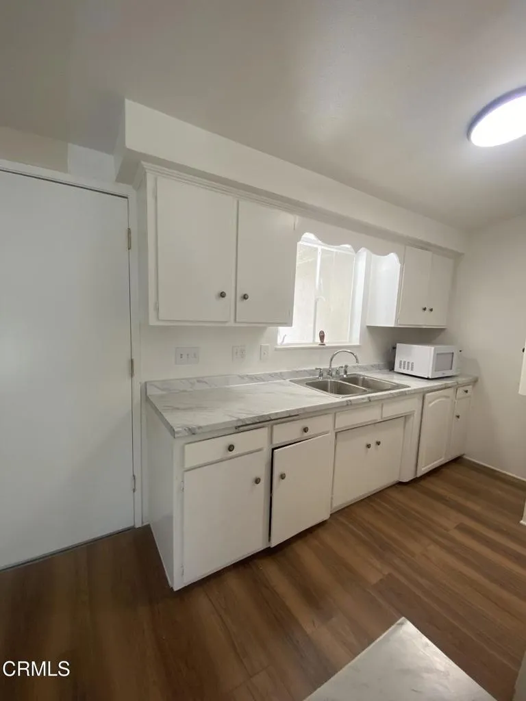 1308 Cedar Street, Santa Ana, California 92707 home-pic-12