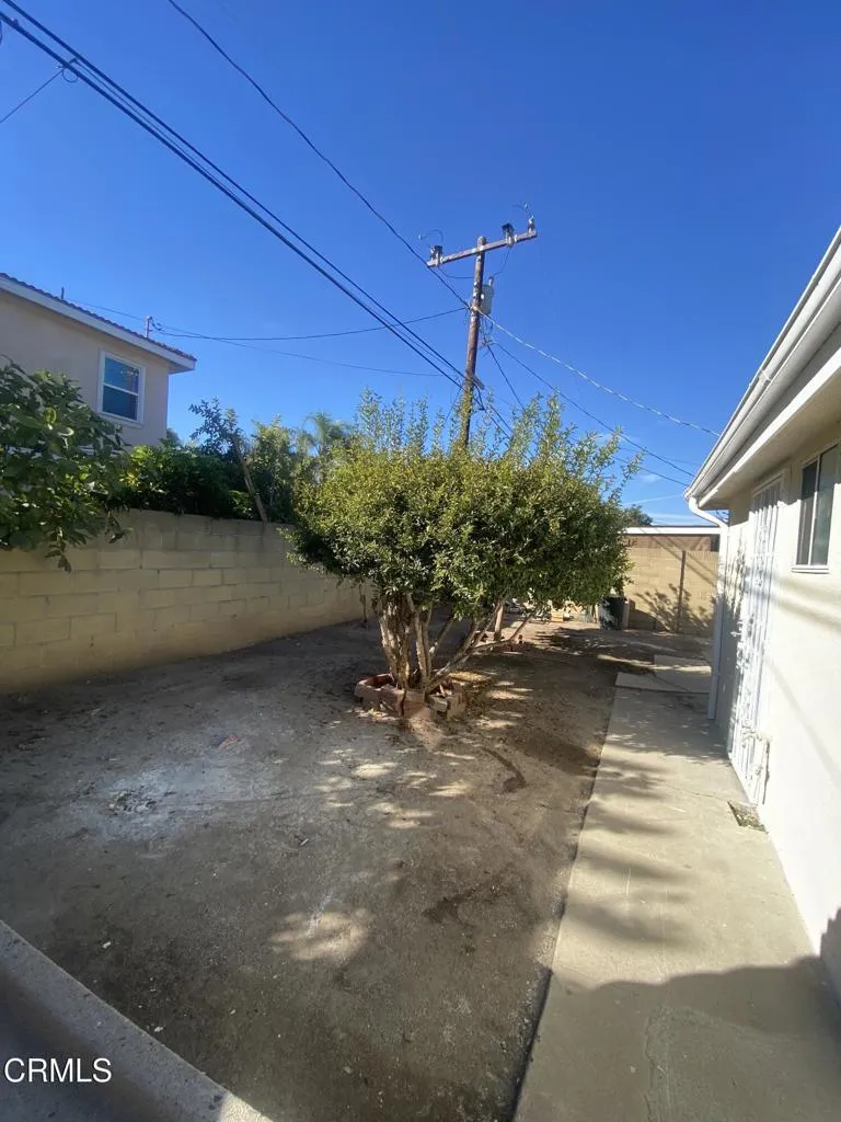1308 Cedar Street, Santa Ana, California 92707 home-pic-35