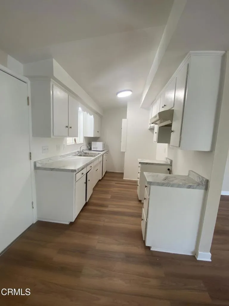 1308 Cedar Street, Santa Ana, California 92707 home-pic-9