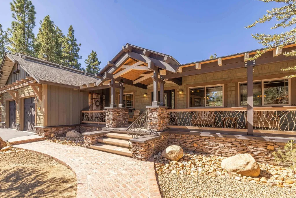 1605 Shenandoah Way, Big Bear City, California 92314 home-pic-0