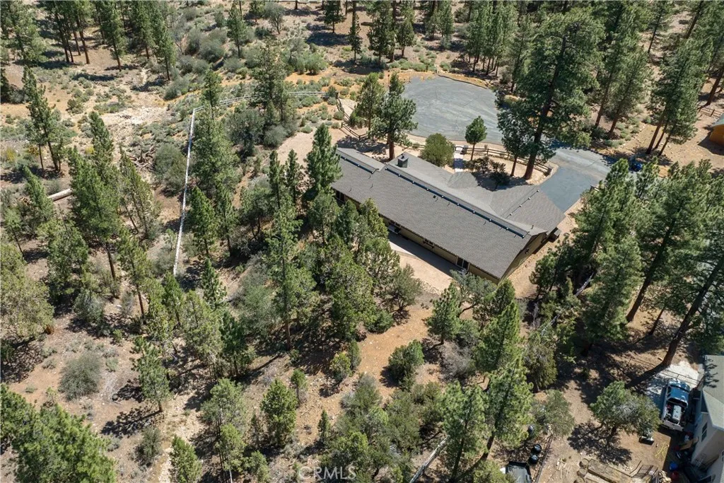 1605 Shenandoah Way, Big Bear City, California 92314 home-pic-46