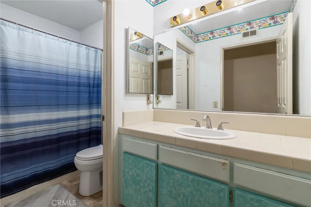 43653 Serenity Court, Lancaster, California 93535 home-pic-11