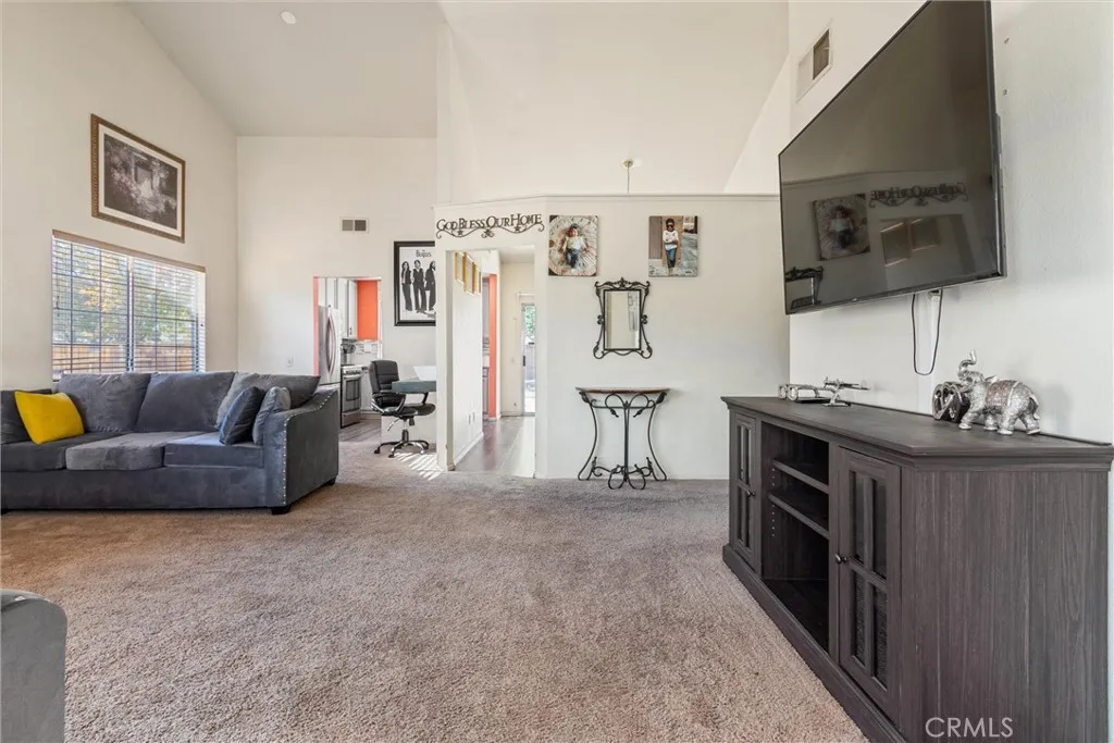 43653 Serenity Court, Lancaster, California 93535 home-pic-2