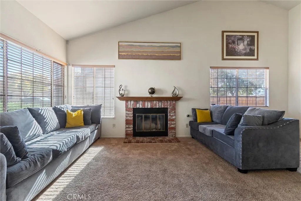 43653 Serenity Court, Lancaster, California 93535 home-pic-4