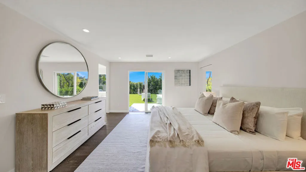 11601 Bellagio Road, Los Angeles, California 90049 home-pic-19