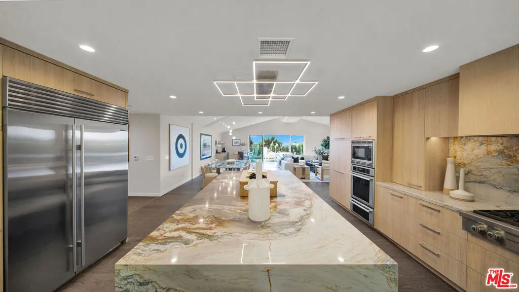 11601 Bellagio Road, Los Angeles, California 90049 home-pic-16