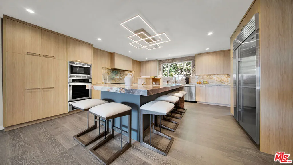 11601 Bellagio Road, Los Angeles, California 90049 home-pic-15