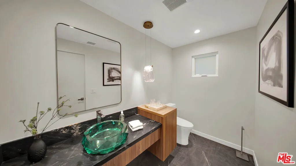 11601 Bellagio Road, Los Angeles, California 90049 home-pic-17