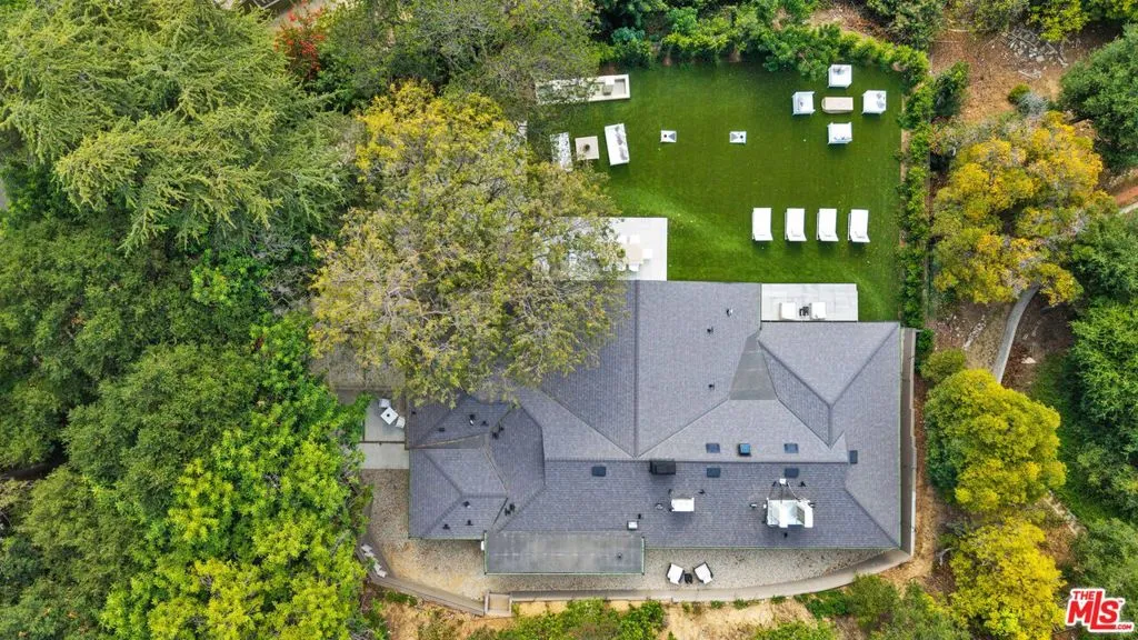 11601 Bellagio Road, Los Angeles, California 90049 home-pic-4