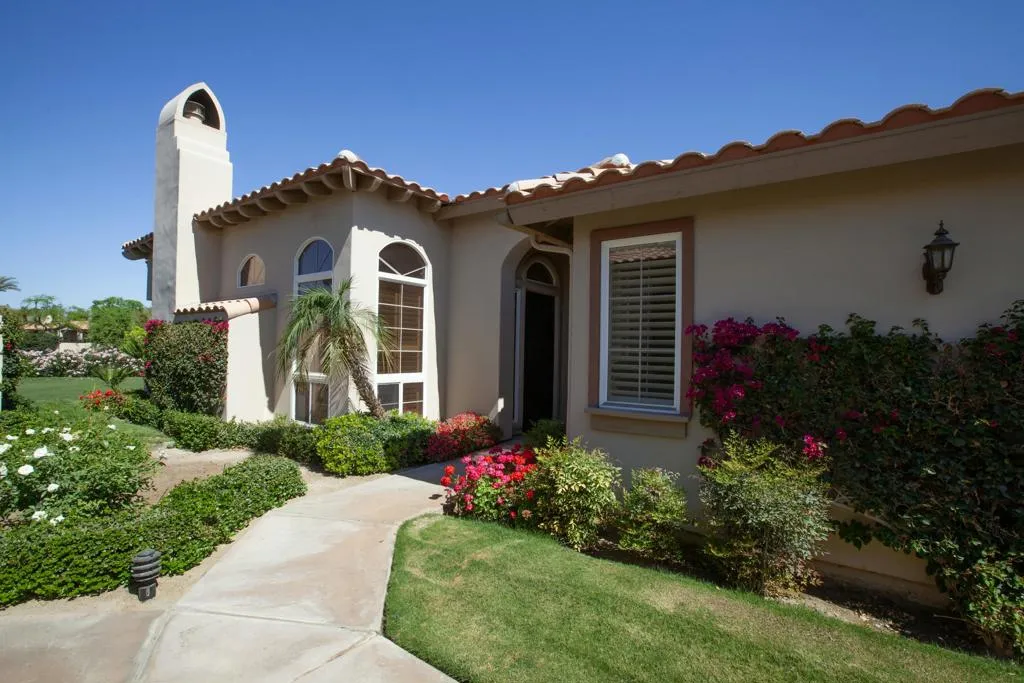 48205 Casita Drive, La Quinta, California 92253 home-pic-11