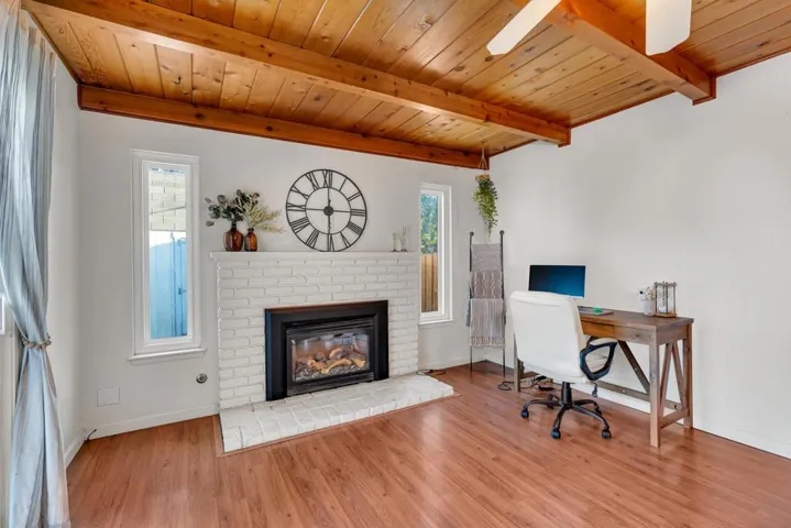1062 Madison Avenue, Los Banos, California 93635