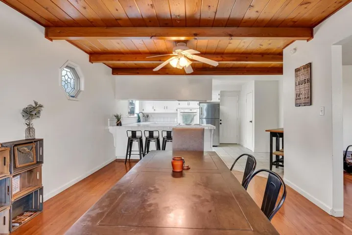1062 Madison Avenue, Los Banos, California 93635