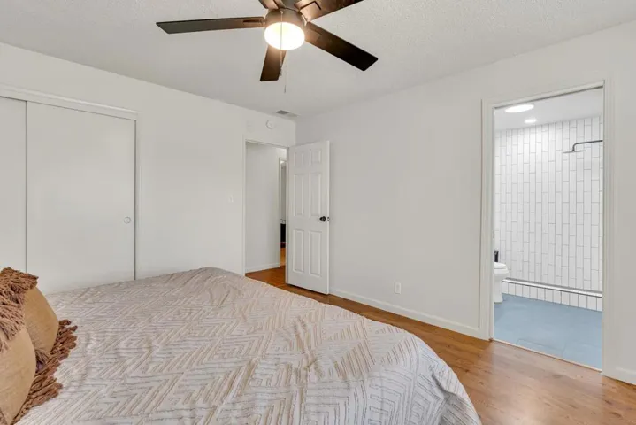 1062 Madison Avenue, Los Banos, California 93635