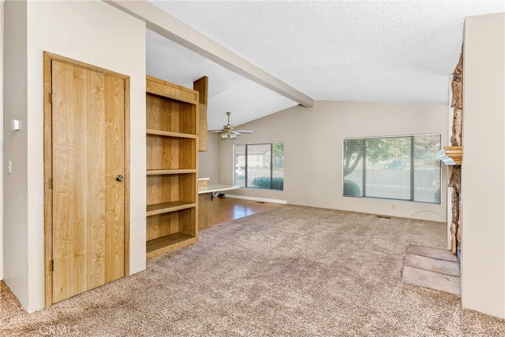 10811 Bel Air, Cherry Valley, California 92223 home-pic-5