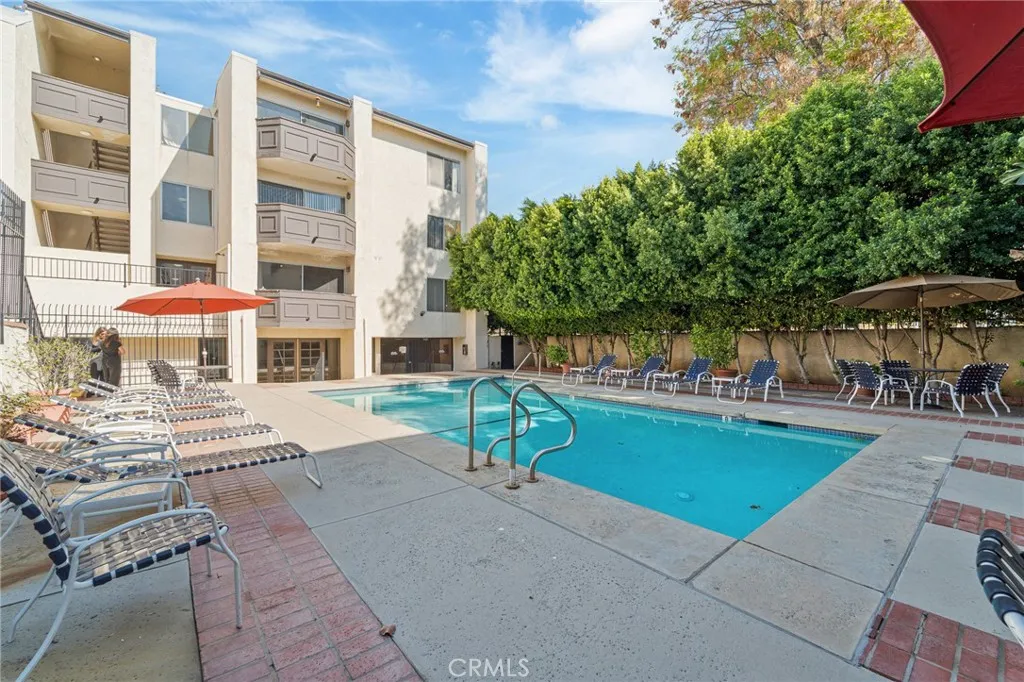5440 Lindley 201, Encino, California 91316 home-pic-32