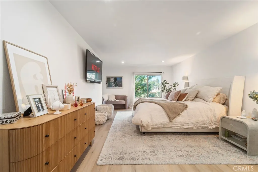 5440 Lindley 201, Encino, California 91316 home-pic-22