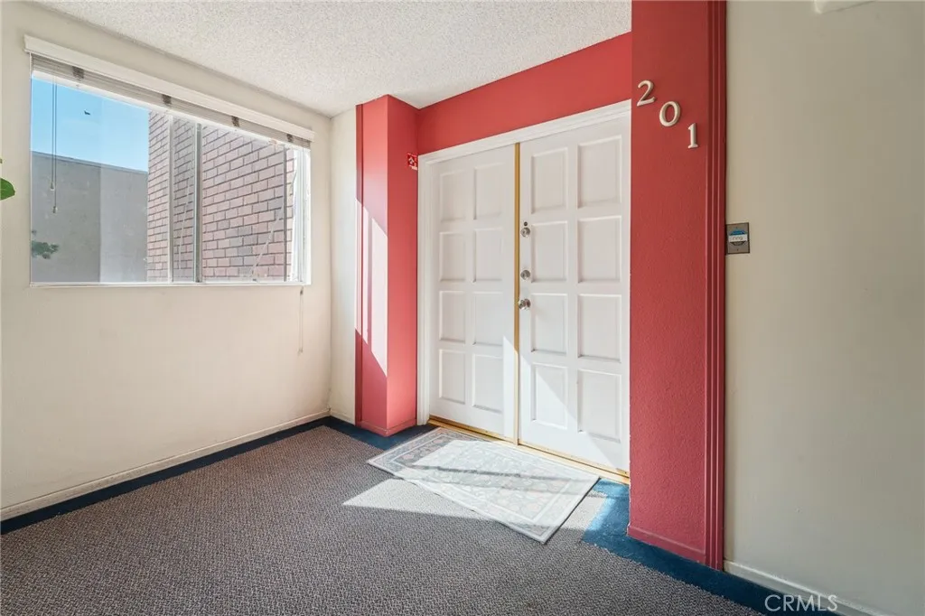 5440 Lindley 201, Encino, California 91316 home-pic-37