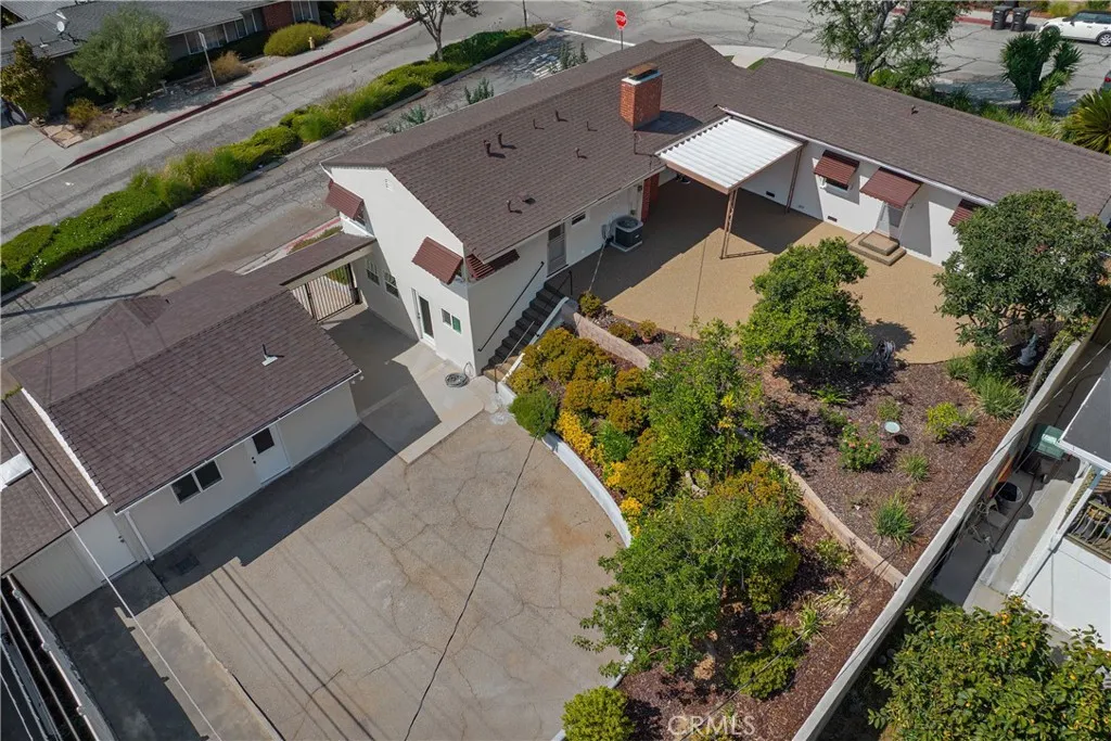 100 E Kenneth Road, Glendale, California 91207 home-pic-1