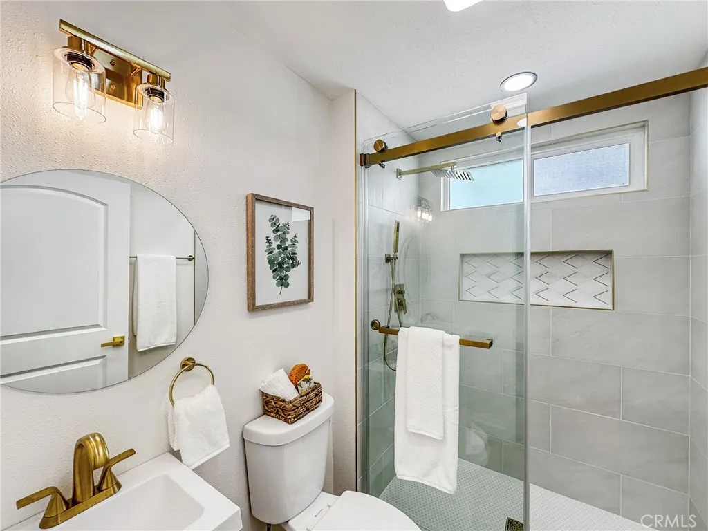 23516 Villena, Mission Viejo, California 92692 home-pic-12