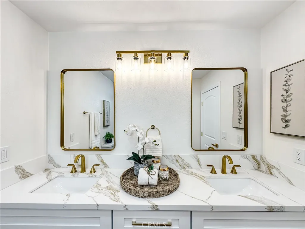 23516 Villena, Mission Viejo, California 92692 home-pic-16
