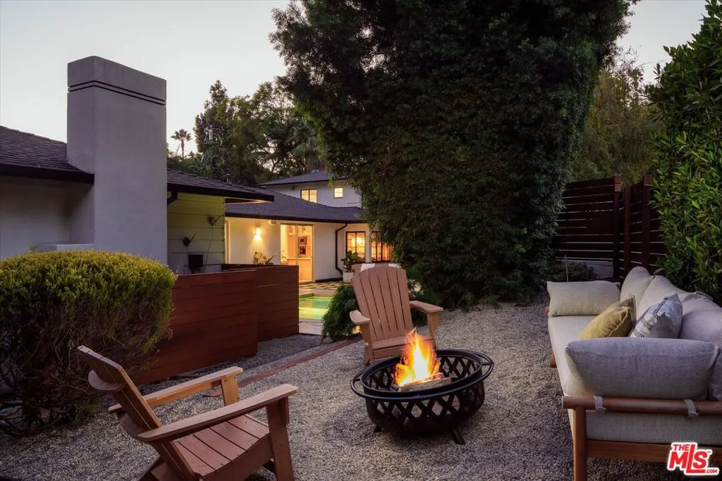 2409 N Vermont Avenue, Los Angeles, California 90027 home-pic-39