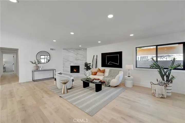 16761 Irby Lane, Huntington Beach, California 92647
