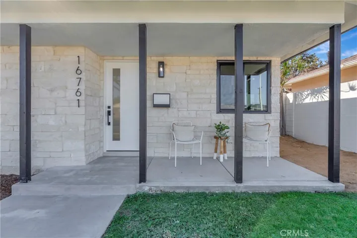 16761 Irby Lane, Huntington Beach, California 92647