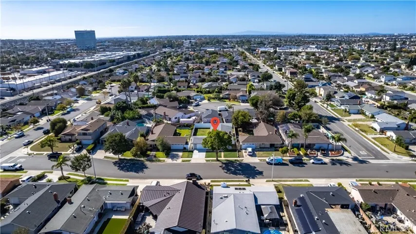 16761 Irby Lane, Huntington Beach, California 92647