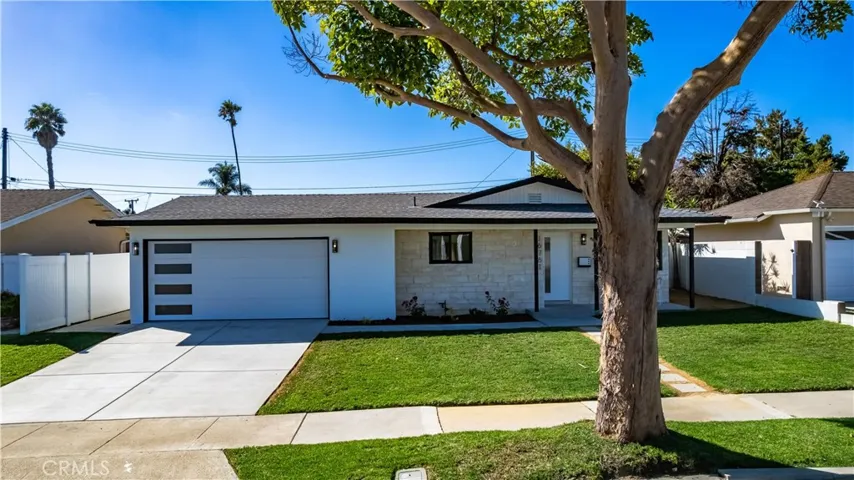 16761 Irby Lane, Huntington Beach, California 92647