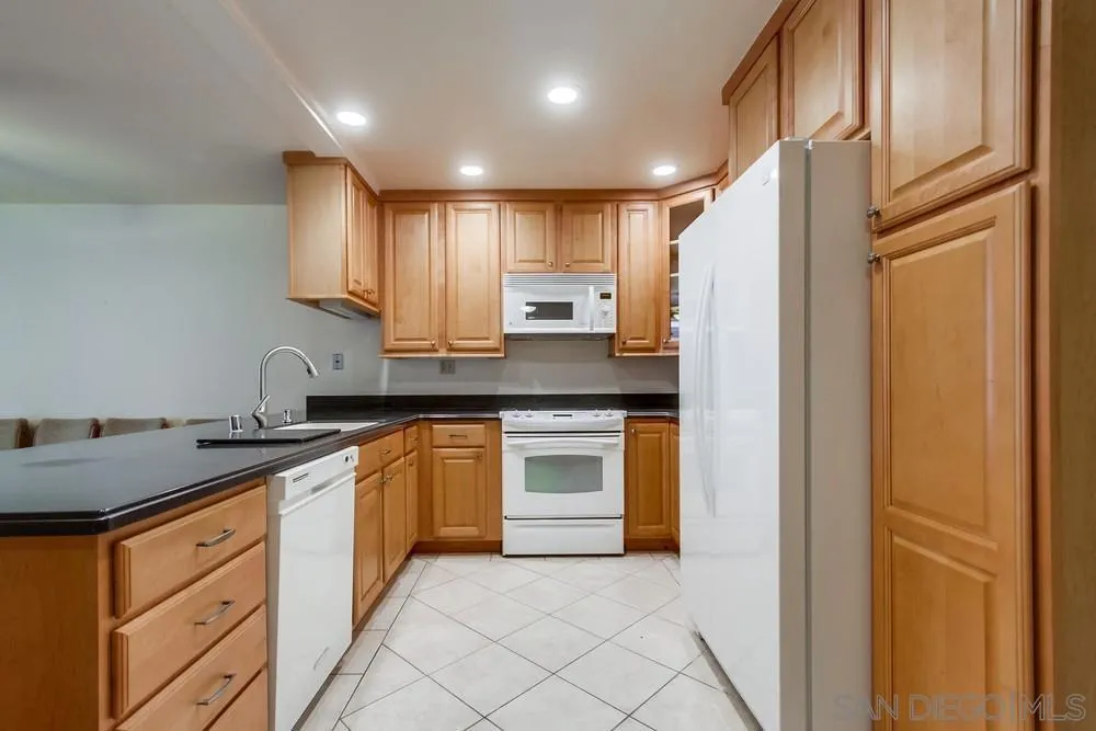 3333 Ruffin Rd. 4s, San Diego, California 92123 home-pic-8