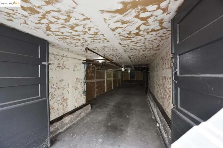 Right garage