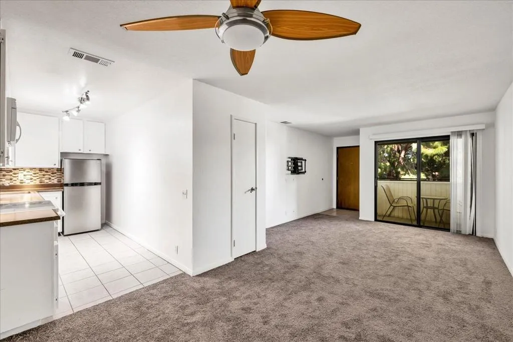 2812 N Auburn Court 206, Palm Springs, California 92262 home-pic-10