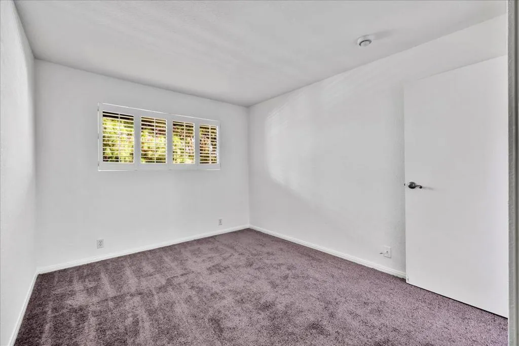 2812 N Auburn Court 206, Palm Springs, California 92262 home-pic-15