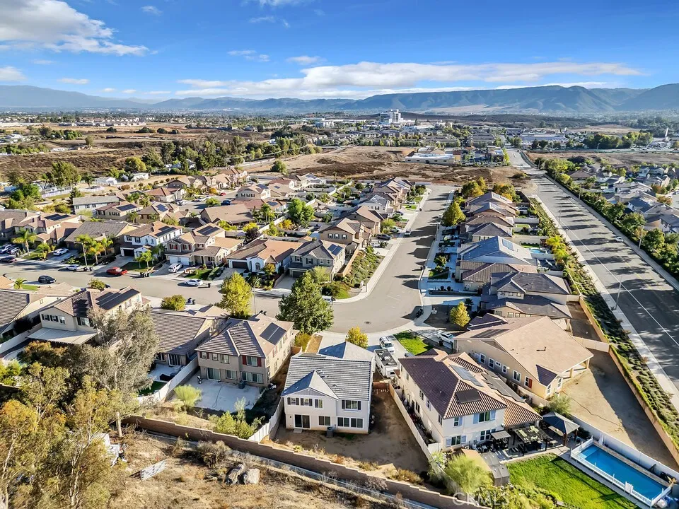 24038 Montecito, Wildomar, California 92595 home-pic-54