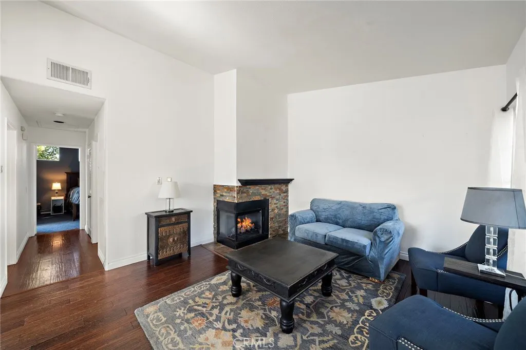 32 Via Contento, Rancho Santa Margarita, California 92688 home-pic-6